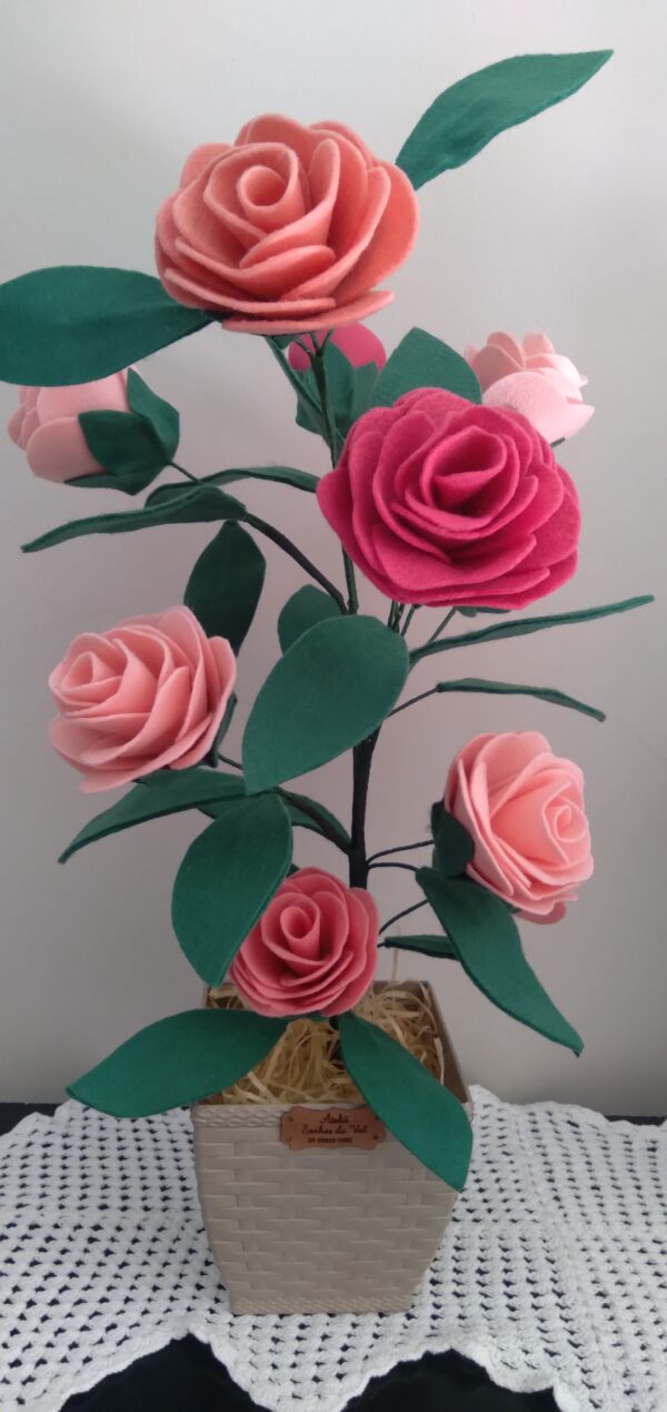 Arranjo floral de rosas