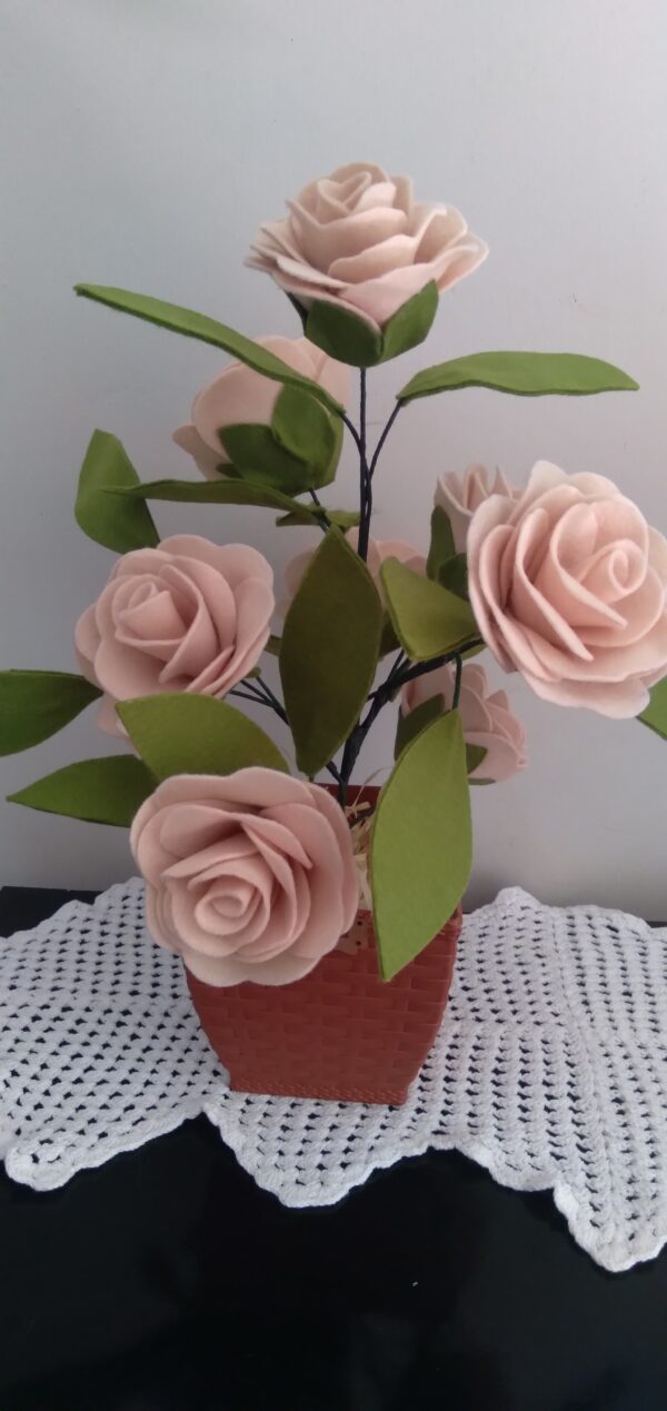 Arranjo floral de rosas