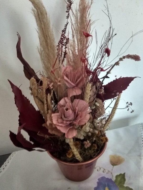 Buquê de arranjo de flores desidratadas