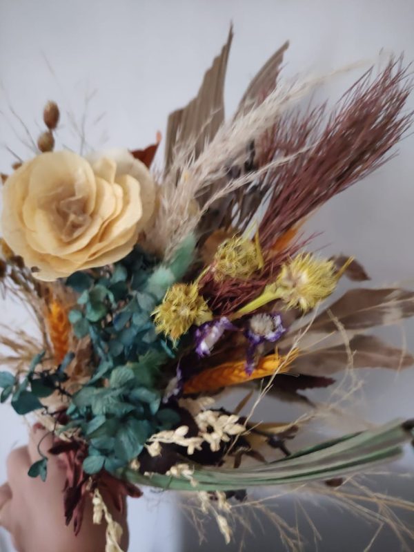 Buquê de arranjo de flores desidratadas